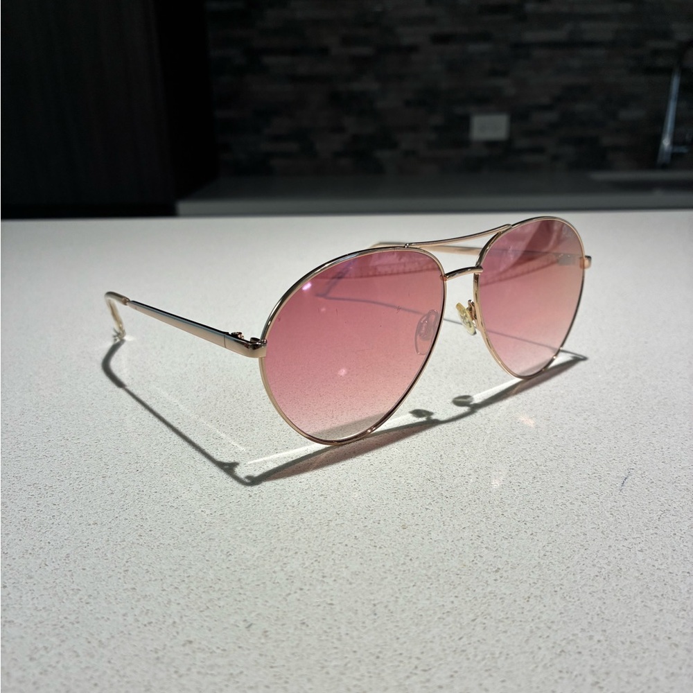 Quay Sunglasses with Pink Lenses